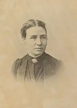 Black and white photo of a woman, Sarah Yelf