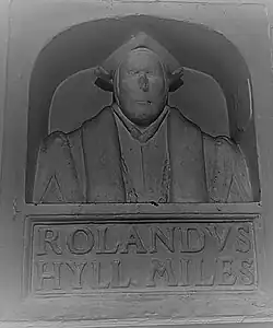 Sir Rowland Hill of Soulton bought the land of the manor in 1556.
