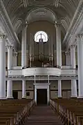 Rear gallery and pipe organ