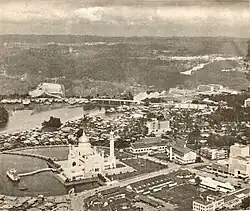 Kampong Bukit Salat and Sumbiling Lama (left) on the Kedayan River in 1964