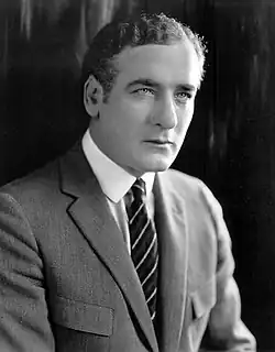 Tom Santschi Jack Donovan