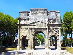 Monumental arch at Arausio